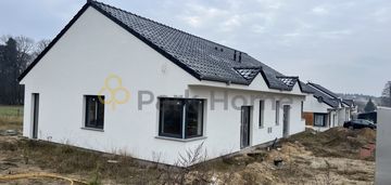 Dom blisko natury w zabudowie bliźniaczej przytok