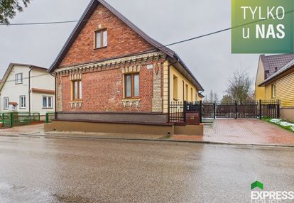 Unikatowy dom przy rzece w nowodworcach