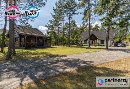 Dwa domy na działce 1823 m² – gotowa inwestycja