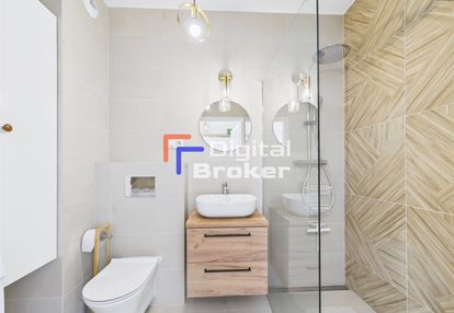 Gotowe do wprowadzenia nowe złotno-teofilów balkon