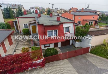 Tomaszów mazowiecki, dom na osiedlu niebrów