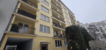 Wyjątkowa kawalerka w centrum mokotowska