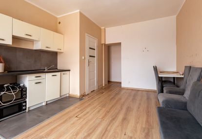 Mieszkanie blisko akademii z miejscem parkingowym