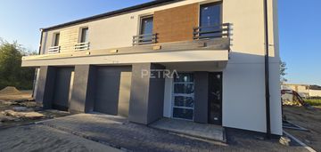 Lewy bliźniak - 5 pokoi-123,5m2 działka 500 m2