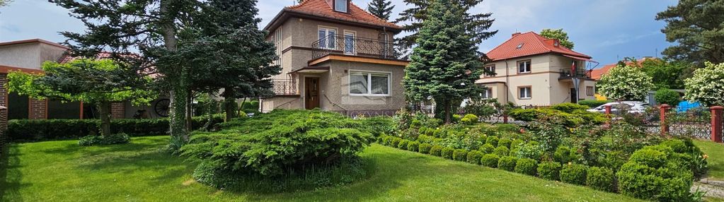 Poniemiecka willa 158m2 na działce 707m2 garaż