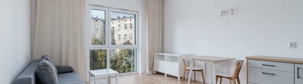 Komfortowa kawalerka w centrum łodzi – winda