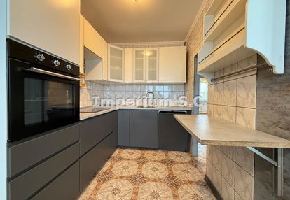 Trzypokojowe mieszkanie do wynajęcia.