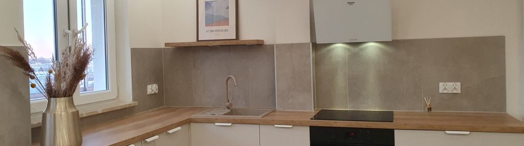 Świeżo wyremontowane 3 pokoje przy metrze wierzbno