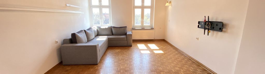 Idealne położenie – komunikacja, sklepy, centrum!