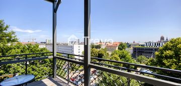 Odnowiona kamienica | dwustronne | centrum