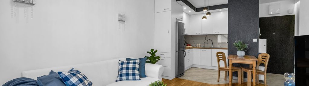 Balkon 27m2 | 3 stronne | 2 miejsca w garażu