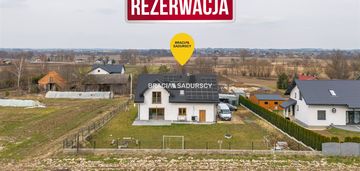 Nowoczesny energoosczędny dom blisko miasta