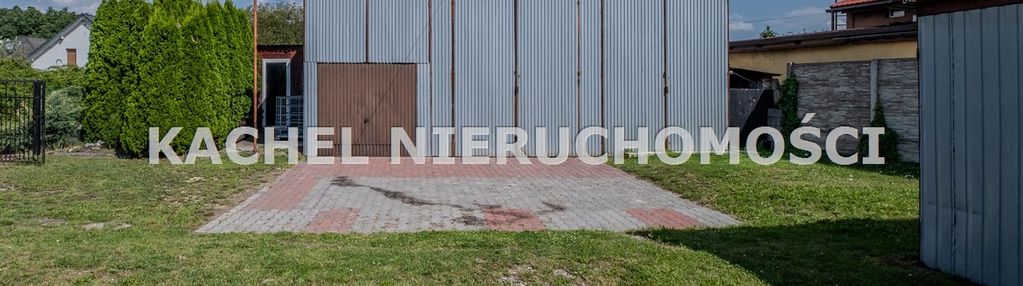 Baza dla firmy w tychach: warsztat, parking + dom