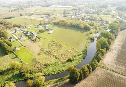 Jedyna taka działka nad regą, wśród zabudowy jednorodzinnej!