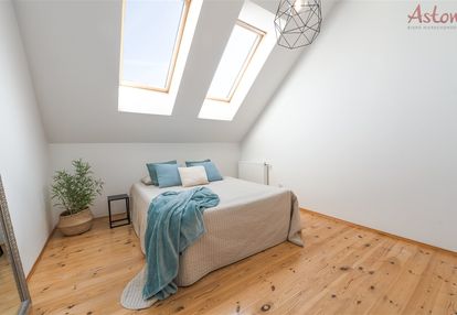 Przestronne poddasze|centrum tychów |niski czynsz