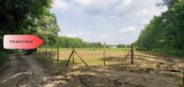 1222 m2 z widokiem na las!