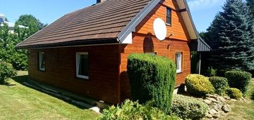 Dom z dużą działką w jaszczwi spokój i komfort blisko natury.