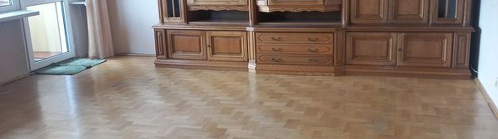 Duże rozkładowe mieszkanie sucharskiego