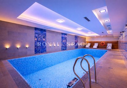 Elegancki apartament w budynku z basenem!