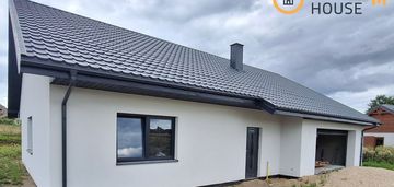 Nowoczesny dom wolnostojący w kaczkach