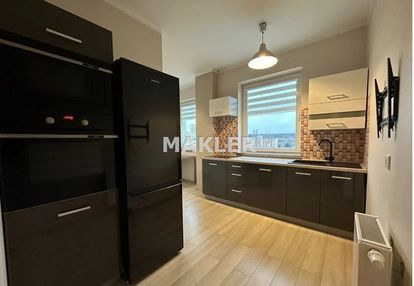 2pokoje, winda z poziomu 0, cegła