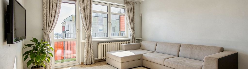 *49,9 m2*ostatnie piętro*2 pokoje*