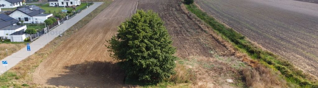 Kształtna działka z dobrym dojazdem