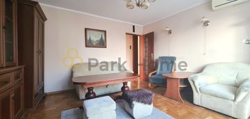 Funkcjonalne mieszkanie, świetna lokalizacja.