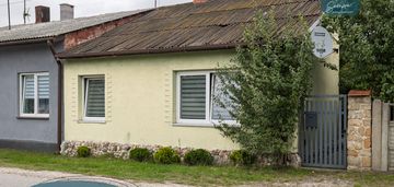 Przytulny dom w mieście – 3 pokoje, ogród !