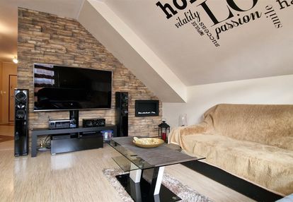 Dwupoziomowe mieszkanie komorów