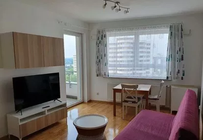 Dwupokojowy apartament z miejscem postojowym