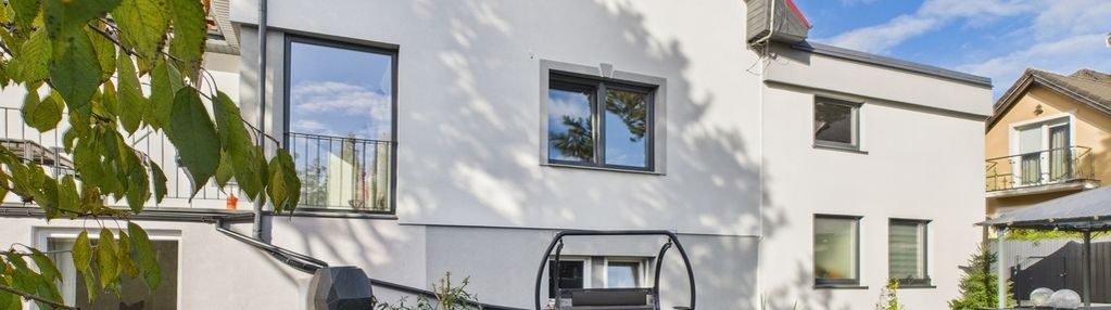 Duży dom wolnostojący w chwaszczynie