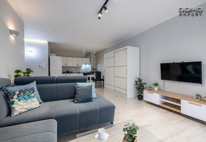 2 pokoje  na parterze z balkonem na wynajem