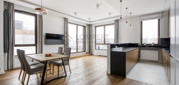 Ostatnie piętro, 4 pokoje, taras 114 m2