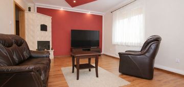 Piętro domu + kawalerka na poddaszu|sklep|garaż