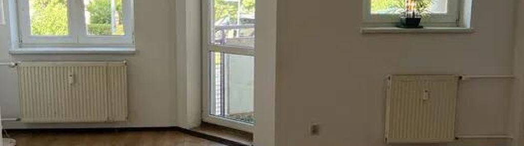 Na wynajem 2-pokojowe mieszkanie – 43 m², parter z balkonem
