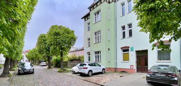 Gdańsk oliwa, kamienica, parking.
