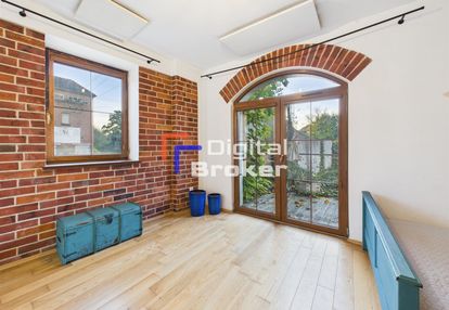 Loftowy styl! klimat! taras! miejsca postojowe!