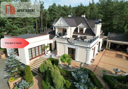 Reprezentacyjny i obszerny dom.