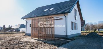 Dom w stanie deweloperskim - działka 10ar.