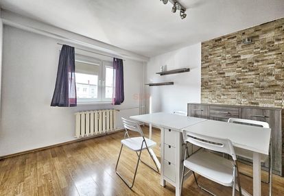 3 oddzielne pokoje blisko strefy ekonomicznej.