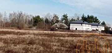 Niewielka działka w wiązownie 600m2 z mpzp