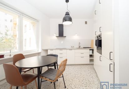 Kawalerka z kuchnią | 41,5 m2 | tramwaj | 3000 all