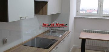 Ładne, przestronne mieszkanie po remoncie.