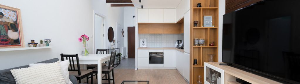 2-poziomy i 2 łazienki i 2 miejsca post. i premium