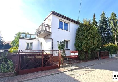 Dom wolnostojący * os.jaroszówka * do remontu