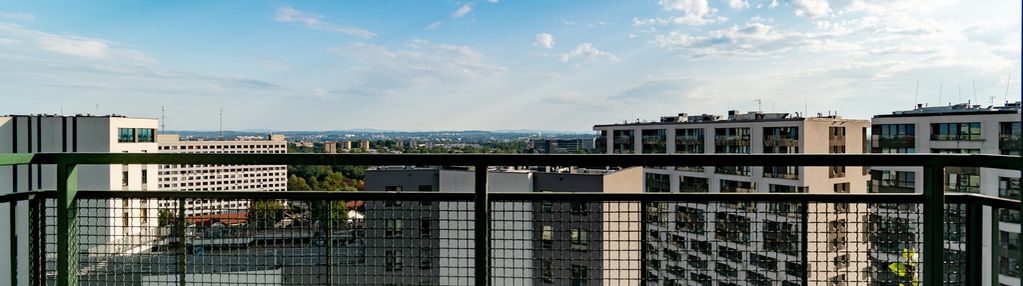 3nzal pok, 71,5m2, *mogilska* 14piętro, 2 balkony