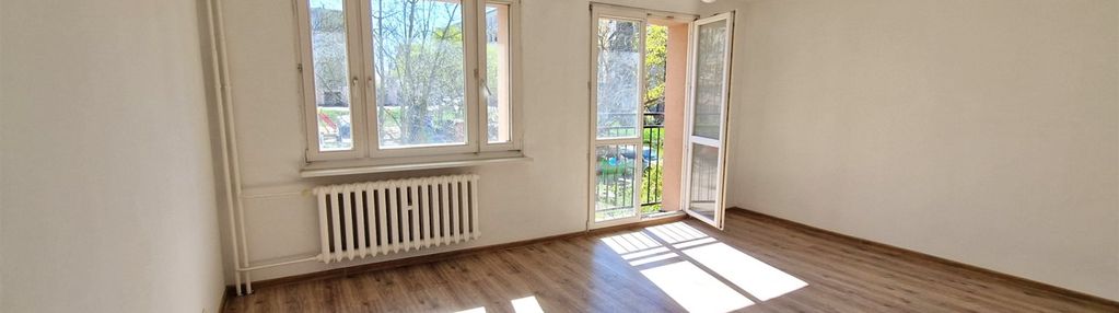 2 pokoje na wysokim parterze blisko centrum