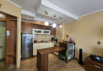 M-3 na pierwszym piętrze śródmieście