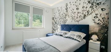 Salon + sypialni | nowoczesne z komórką lokatorską